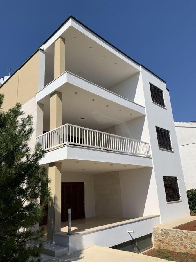 Apartman Jezevac Krk Town Eksteriør billede