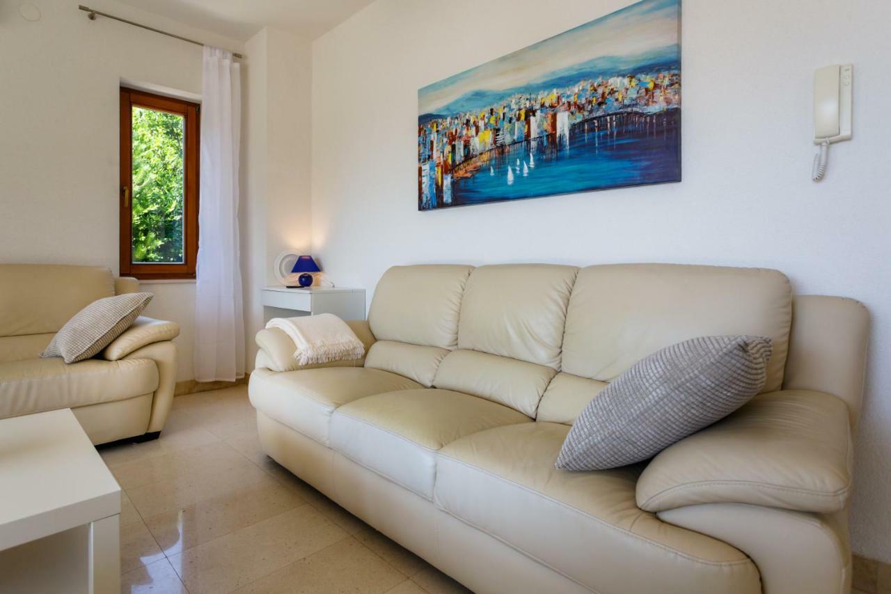 Apartman Jezevac Krk Town Eksteriør billede